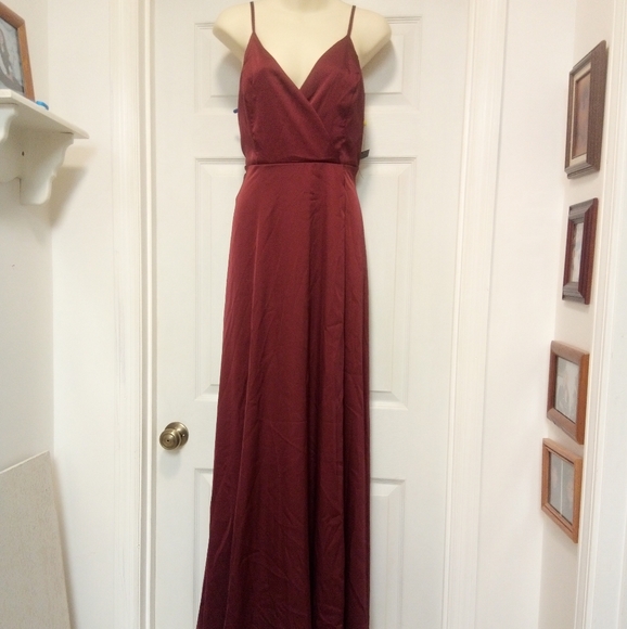 🆕 Lulu's 👗 Size Small🌹 burgundy color dress suer soft - Picture 5 of 14